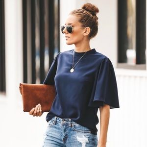 BLACK Flutter By Blouse